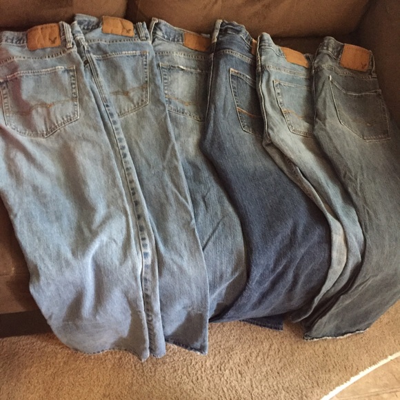 Men's AE jeans selling all as lot