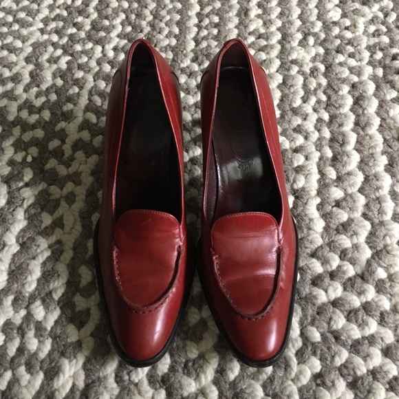 Tod's dark red pumps