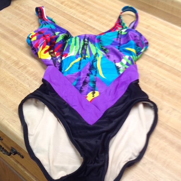 Bathing suit