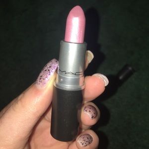 MAC Cosmetics Lipstick in Pervette