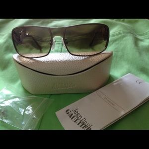 Jean Paul Gaultier Accessories - Jean Paul Gaultier Sunglasses Jean Paul Gaultier Accessories - Jean Paul Gaultier Sunglasses