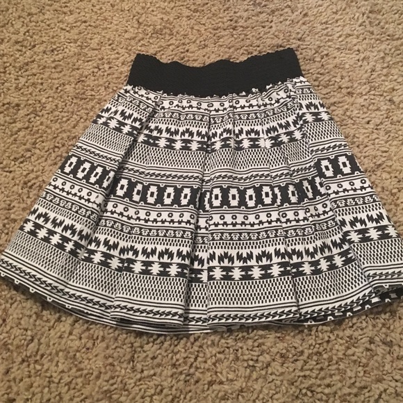 Aztec Black Skirt