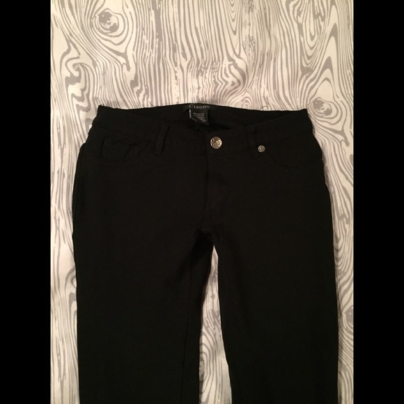 Black jeggings