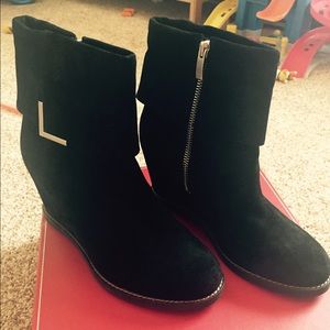 Suede wedge bootie