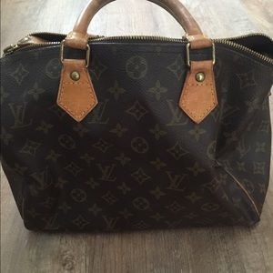 Louis Vuitton 30