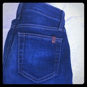 💕Joe's Maven Dark Wash Cuffed Jean size 26💕