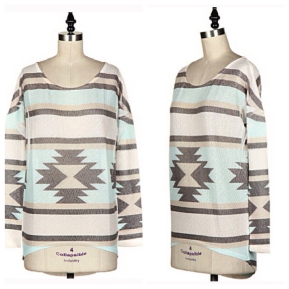 Fashionomics Sweaters - 🎀 1 SM LEFT🎀 Aztec Print Knit Sweater