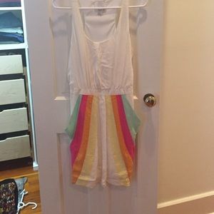 Sleeveless white ArynK dress