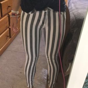 Fun skinny jeans size 1