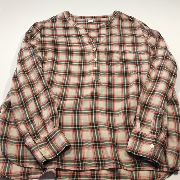 Oversized Long Sleeve V Neck Plaid  Size Small