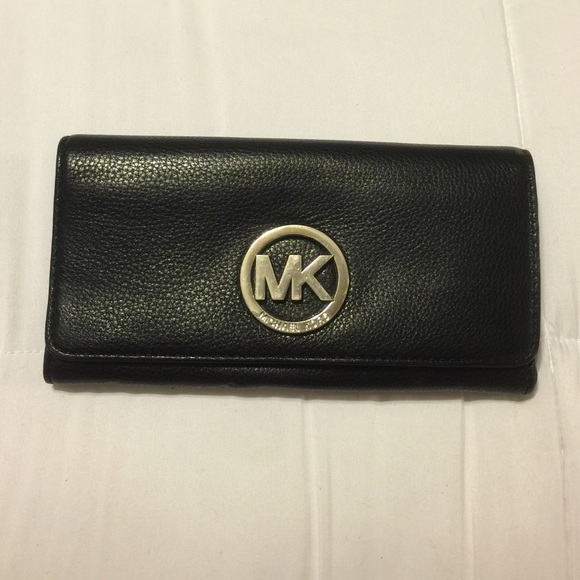 Michael Kors Handbags - Michael Kors black wallet