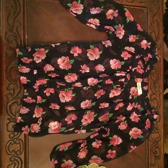 Navy blue w/ pink flowers, semi-sheer, 3/4 sleeves