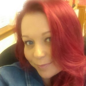 Meet your Posher, Kelli