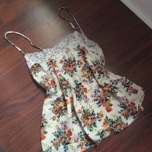 floral tank top