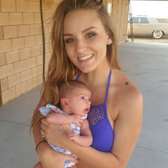 Meet your Posher, Lauren - Picture 1 of 1