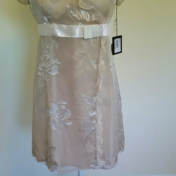 NANETTE LEPORE Coctail Dress Size 2 Beige - Picture 3 of 4
