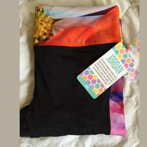 Lularoe Jordan Moisture Wicking Fabric. NWT Small