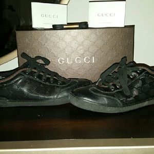 Gucci tennis shoes