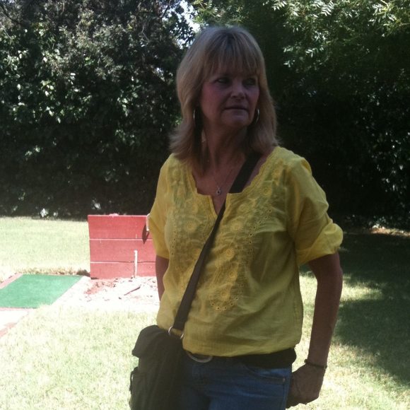 Meet your Posher, Korene - Picture 1 of 1
