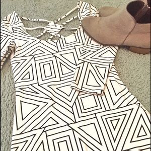 🎉HP🔥 x2 BODYCON DRESS🌸