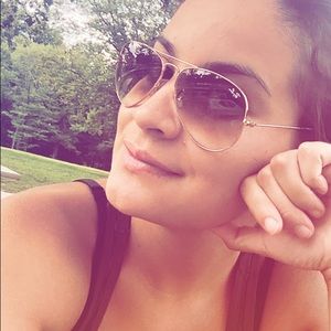 Meet your Posher, Jimena