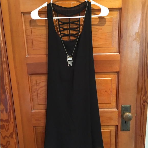 Sleeveless black dress