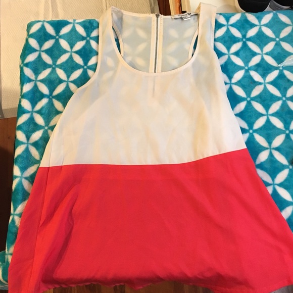Forever 21 tank