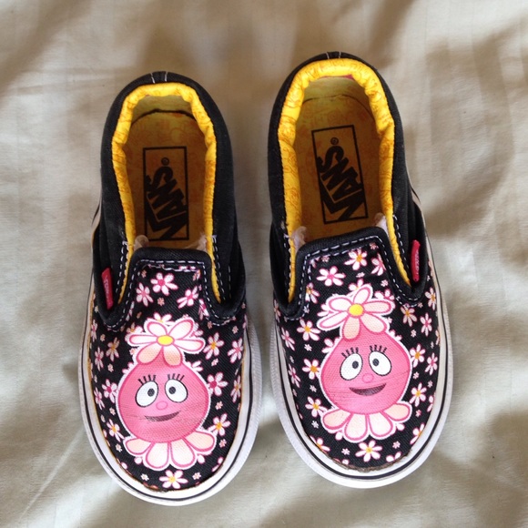 Vans Shoes | Guc Baby Toddler Girls Yo Gabba Gabba Foofa ...