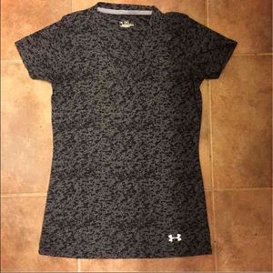 Under Armour workout v-neck tee