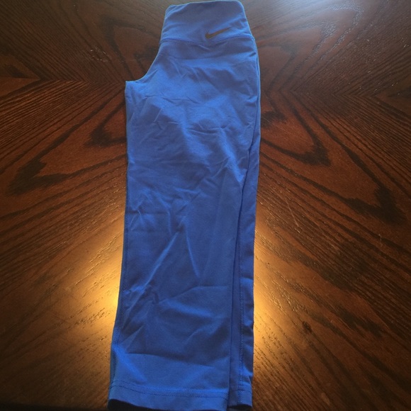 Blue nike leggings