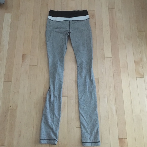 Grey herringbone skinny groove pants