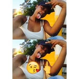 Meet your Posher, Shaela shaela