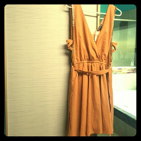 Dress - Picture 1 of 1