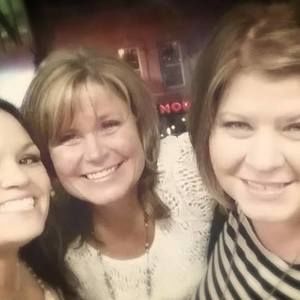 Meet your Posher, Stacy