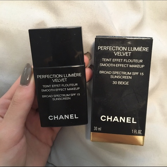 Chanel foundation