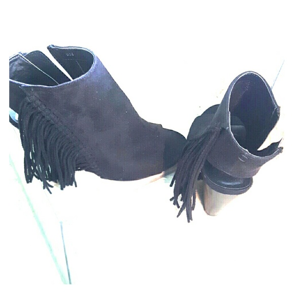 Heels - Picture 1 of 1