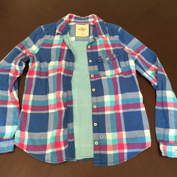 Hollister Plaid Button up Long Sleeve Shirt women