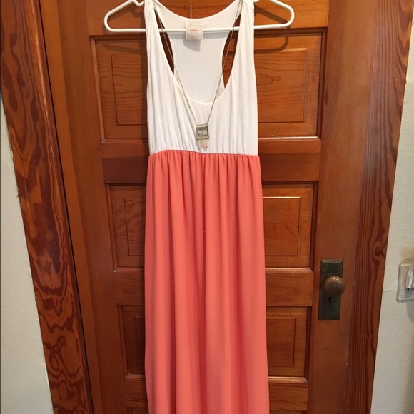Maxi dress