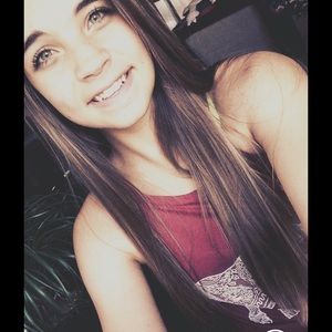 Meet your Posher, Felica