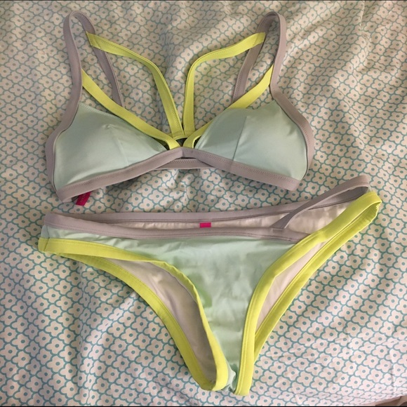 Victoria's Secret bikini set