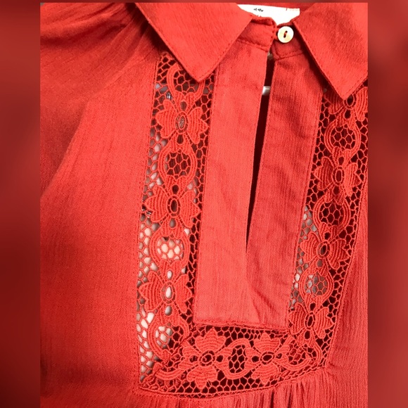 ‼️Sale‼️Rust Bell Sleeve Tunic - Picture 4 of 4