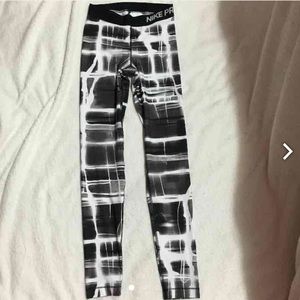 Nike pro leggings