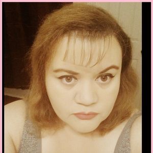 Meet your Posher, Claudia