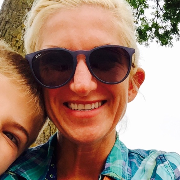 Meet your Posher, Lindsay
