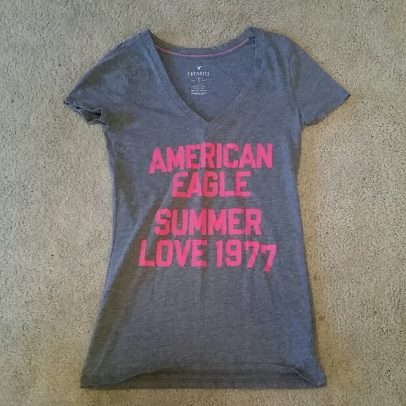 American Eagle Favorite T - Picture 1 of 1