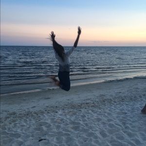 Meet your Posher, Victoria