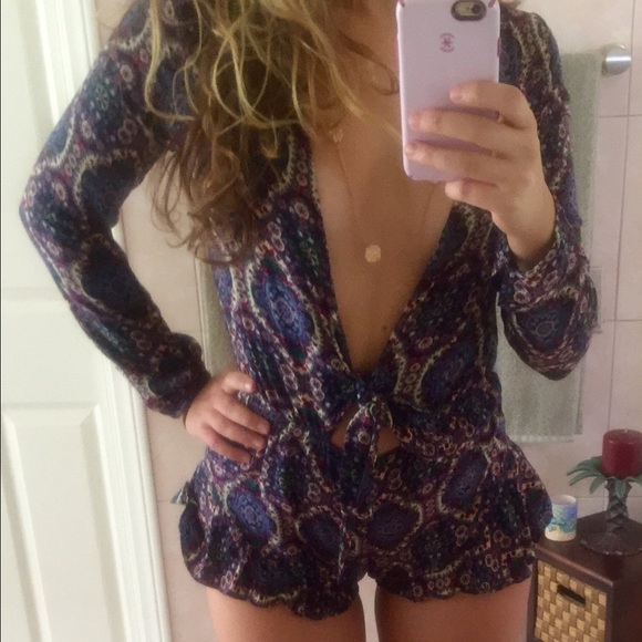 Boho long sleeve romper with front tie