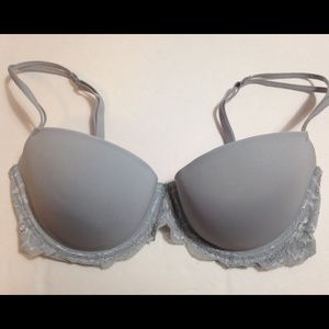 CLEANING OUT PINK VS "Date Push Up" bra CLEANING OUT PINK VS "Date Push Up" bra