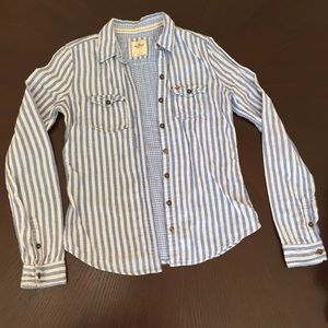 Hollister Womens plaid button up long sleeve small