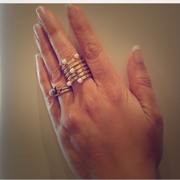 Farrah Jewelry - Pearl Midi Ring